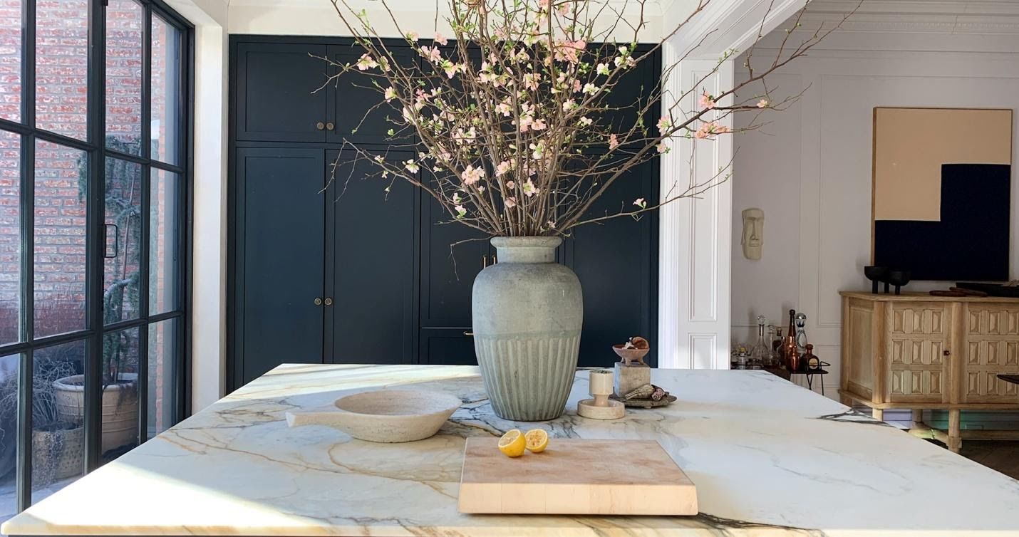 Update Your Kitchen Without Renovating With These 7 Tips & Tricks